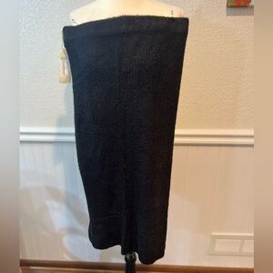 Fuzzy sweater midi skirt w slit in back